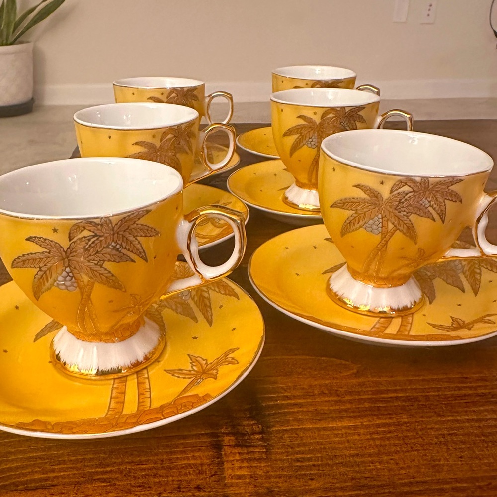 Decorative 6-Piece Yamasen Gold Plated Cup & Saucer Coffee Set tropical motif